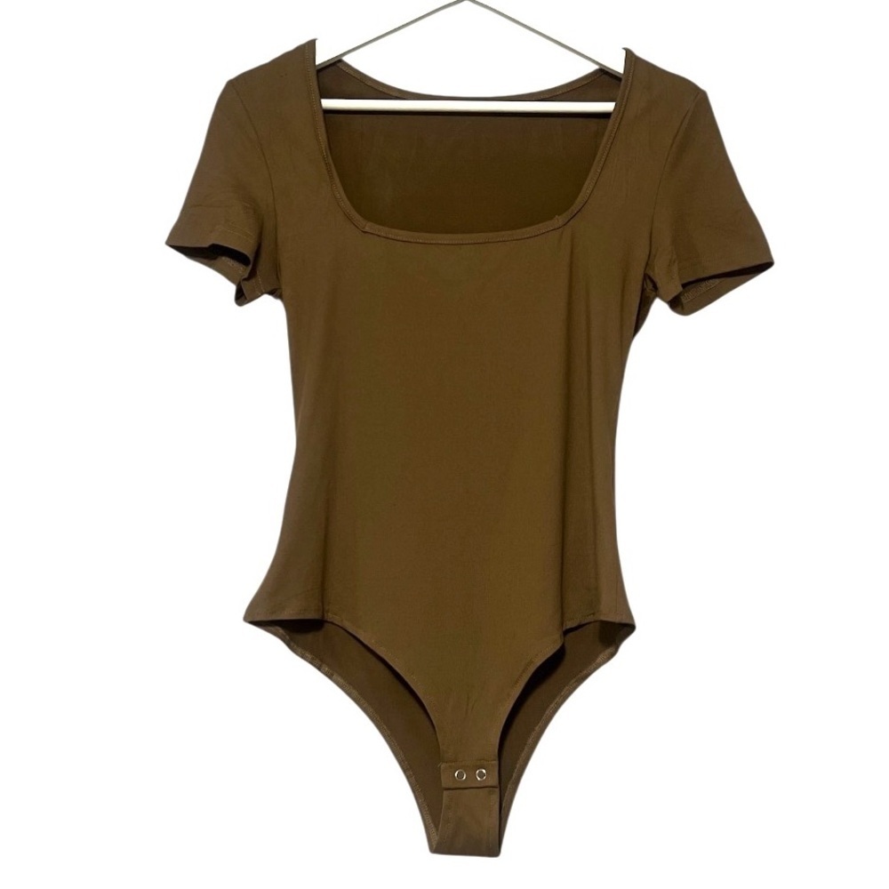 🆕 Brown Squareneck Bodysuit